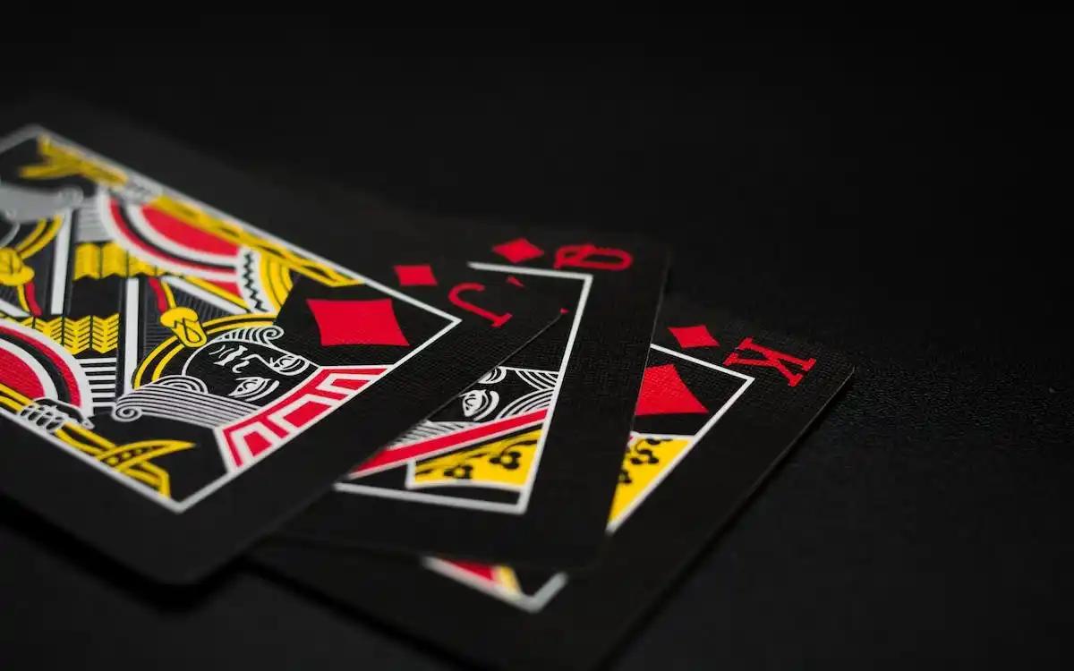 The Ultimate Guide to Playing Poker Online Like a Pro