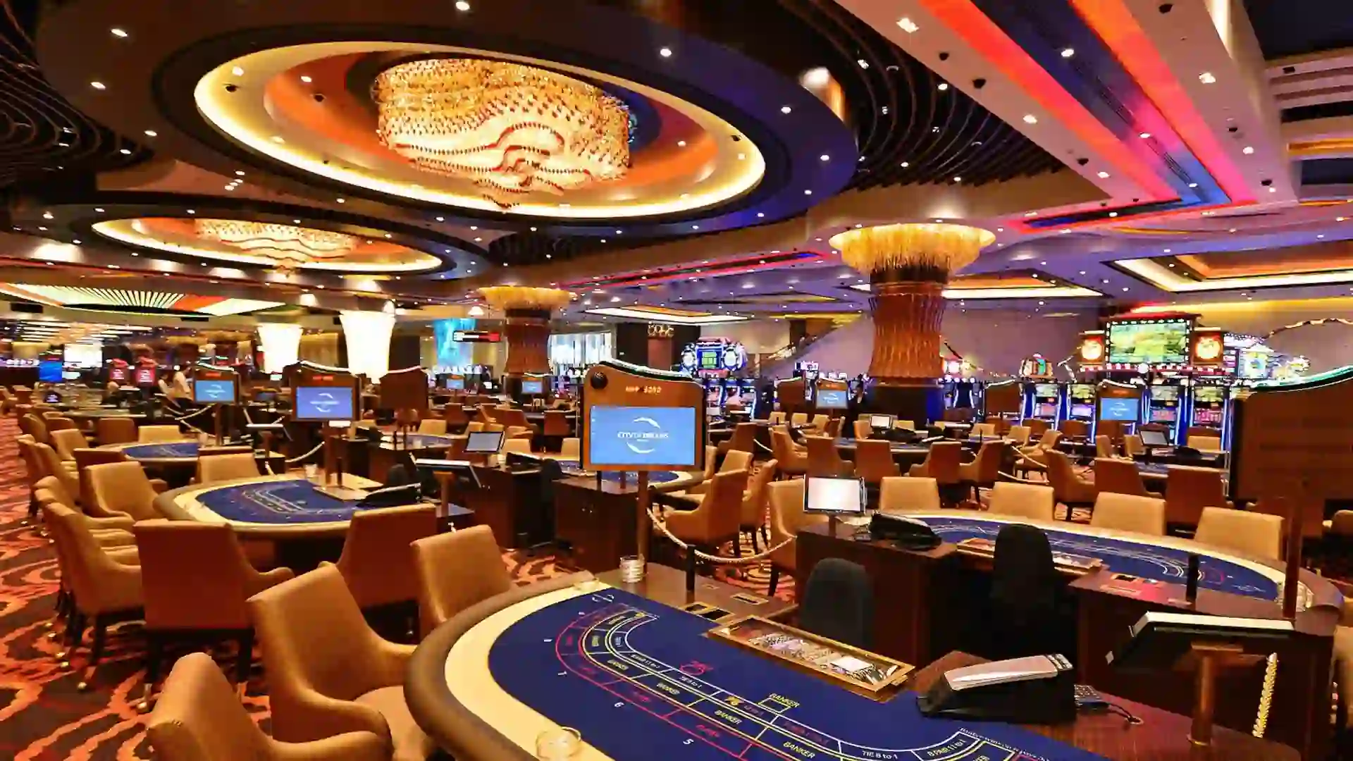 JILIBET’s Casino Royale: The Ultimate Gambling Experience