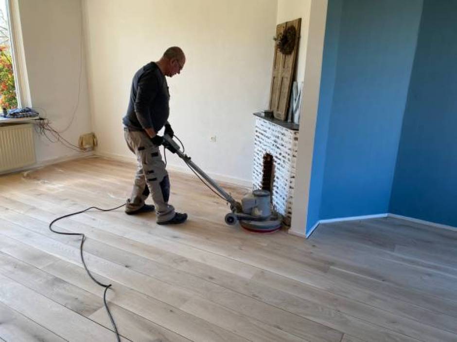 You Must Hire The GULVKBH Floor Sander—But How?